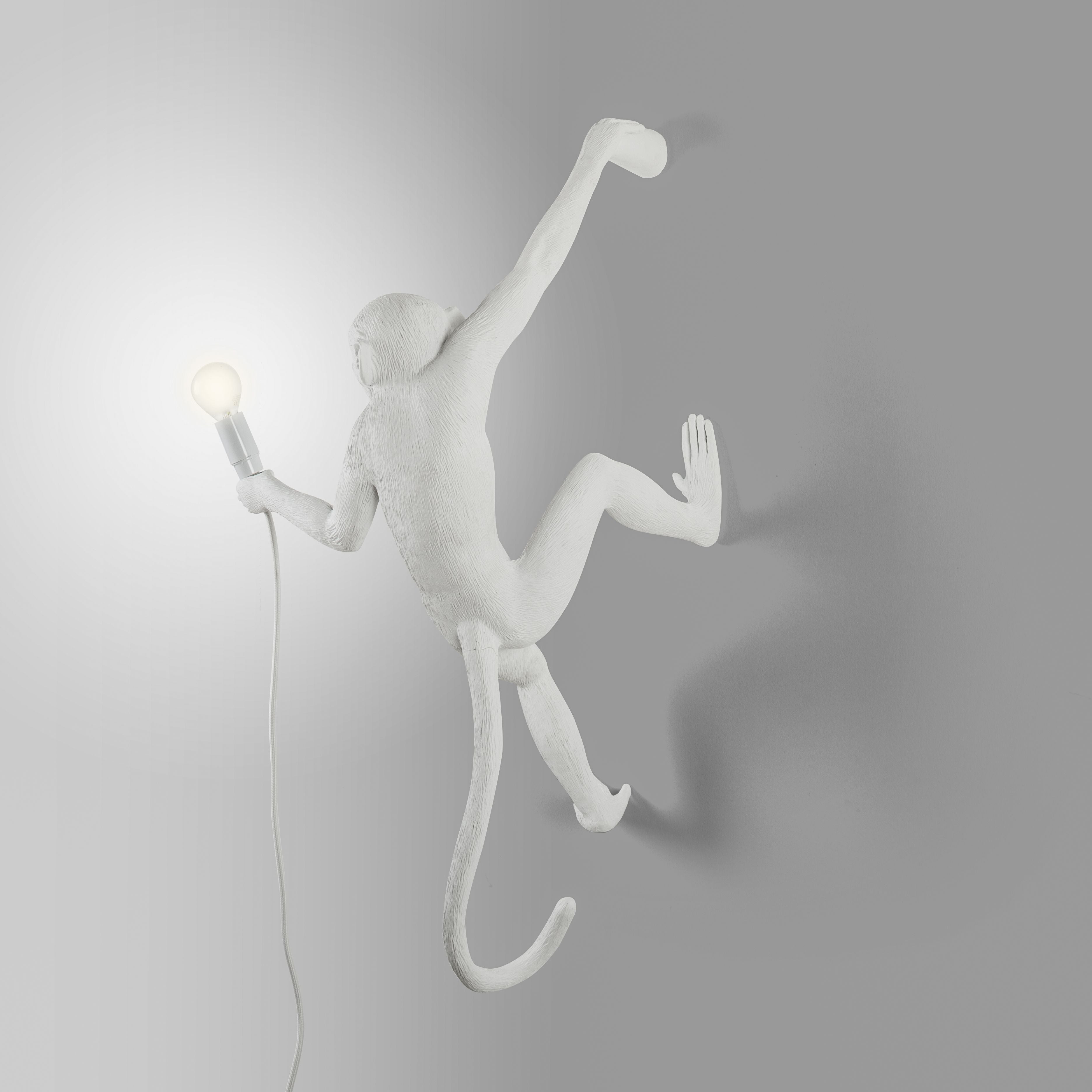Seletti Monkey indoor lamp wit, hangende rechterhand