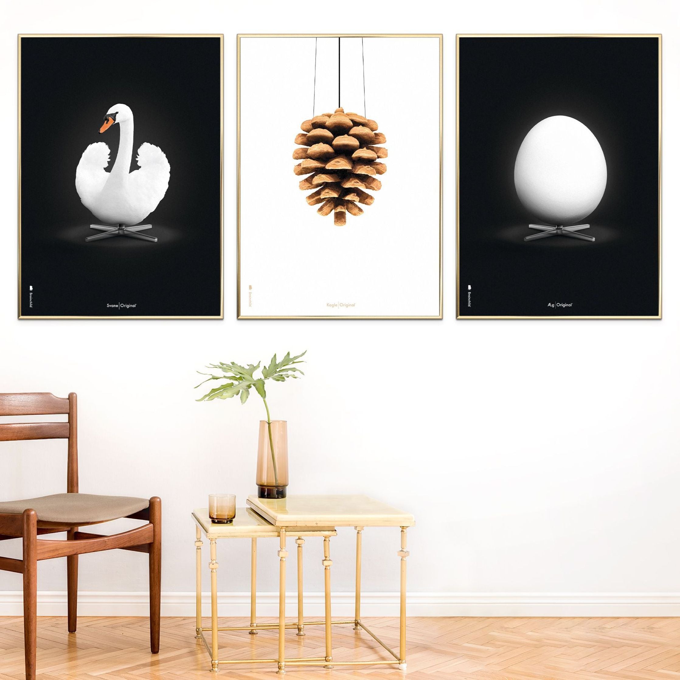 brainchild Swan Classic Poster, Light Wood Frame A5, White/White Achtergrond