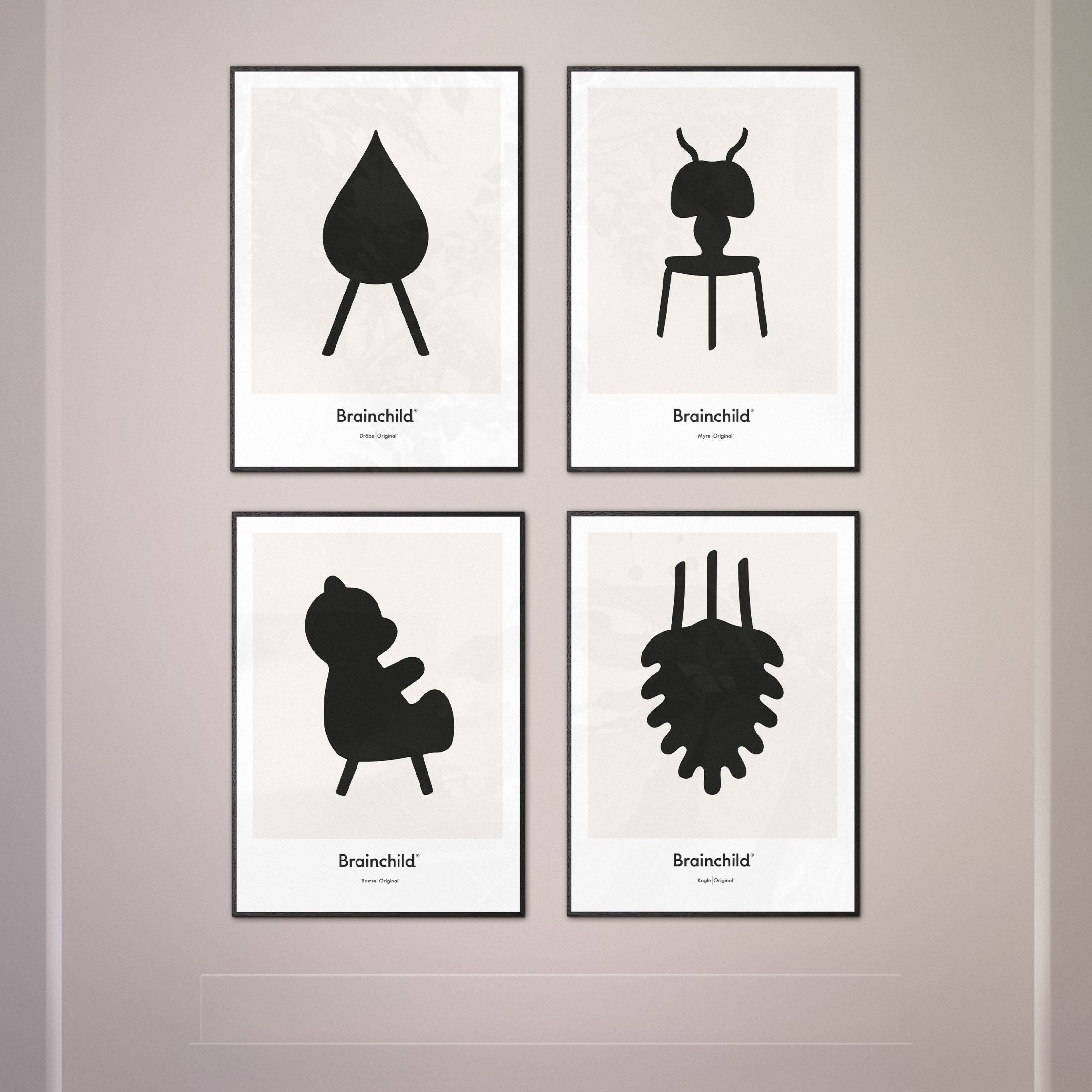 Brainchild Tannenzapfen Design Icon Poster, Rahmen aus dunklem Holz A5, grau
