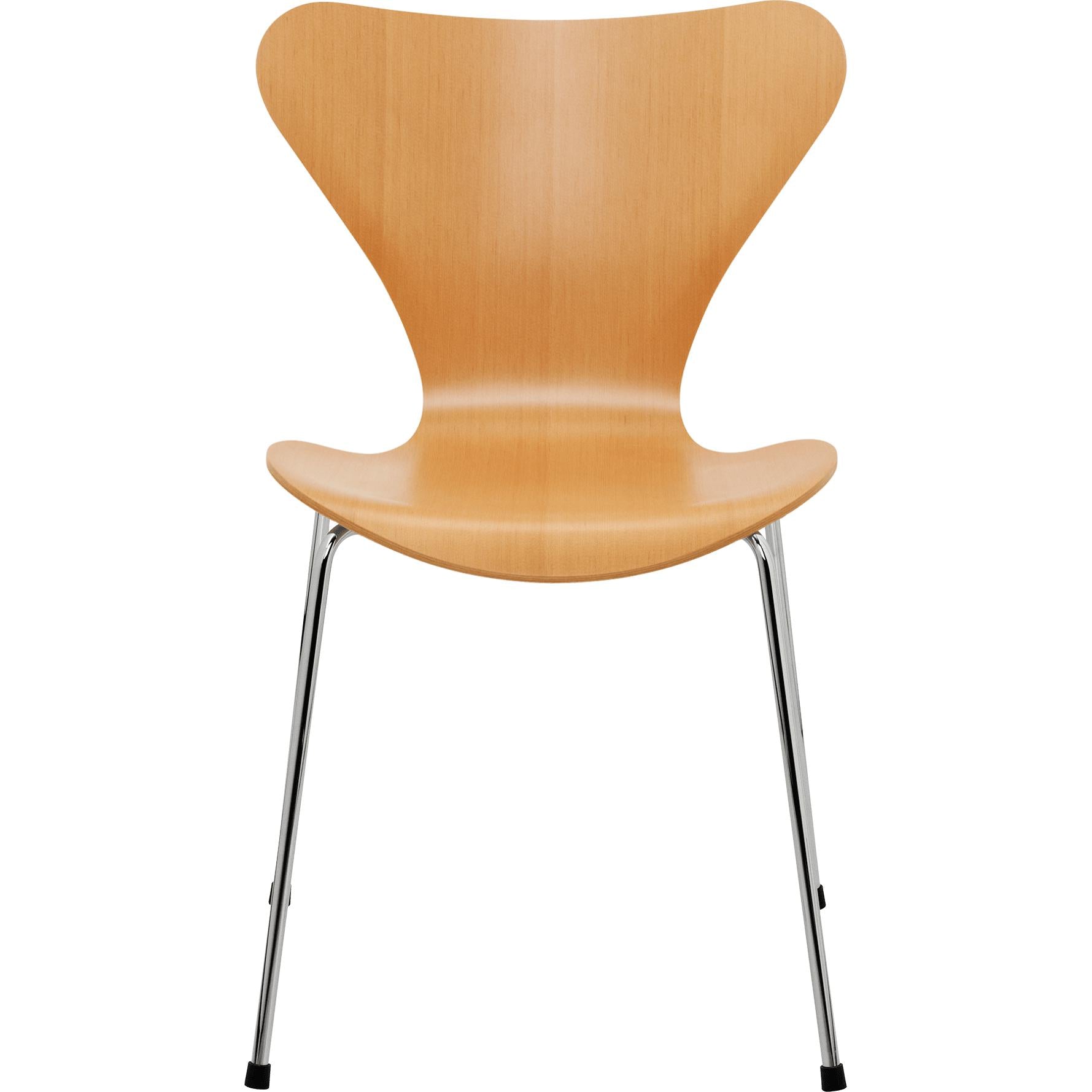Fritz Hansen Series 7 Chair Veneer Oregon Pine Shell, Chromed Steel Base