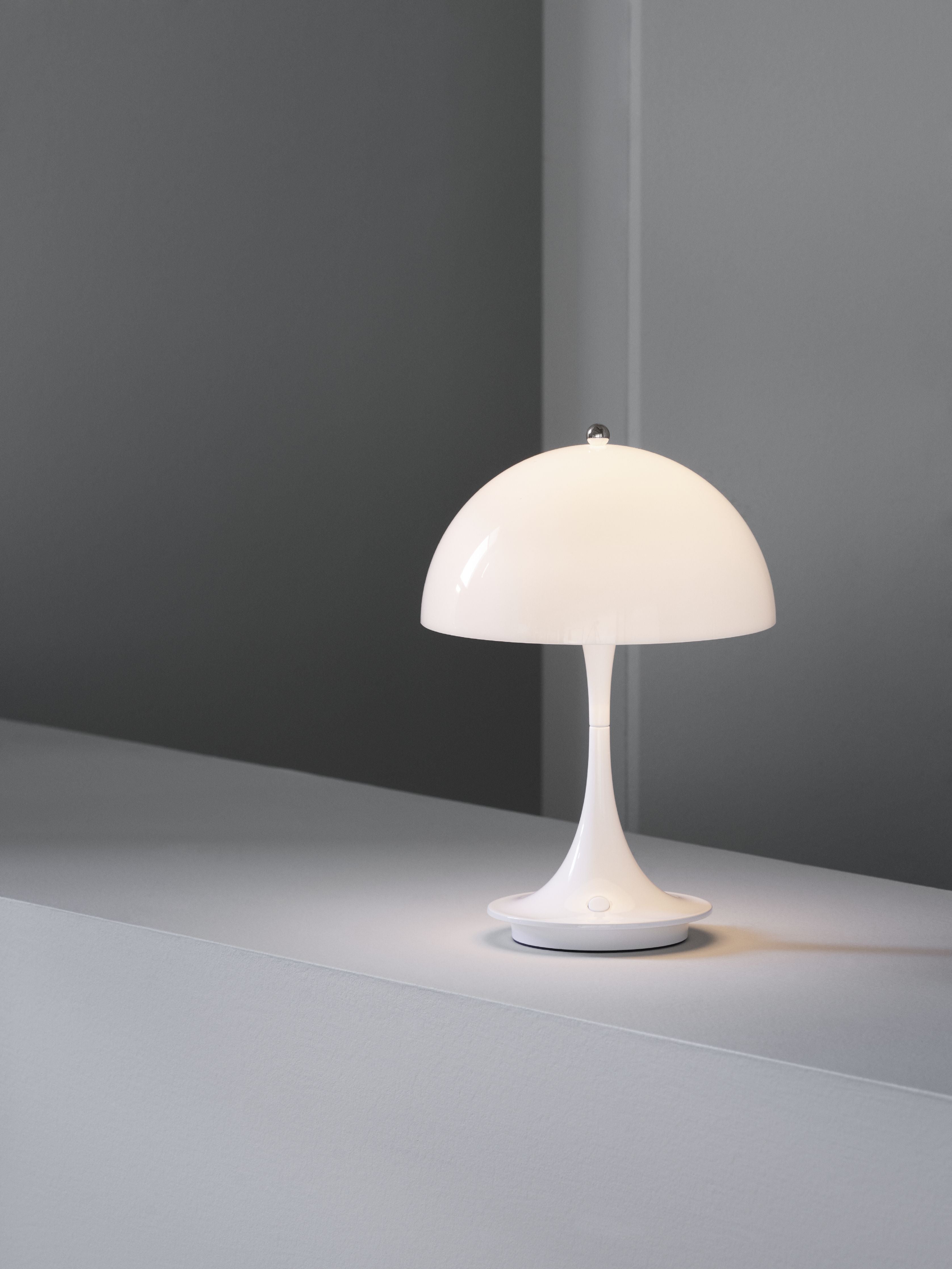 Louis Poulsen Panthella 160 Portable Table Lamp V2 Led 27 K, Acrylic Opal White
