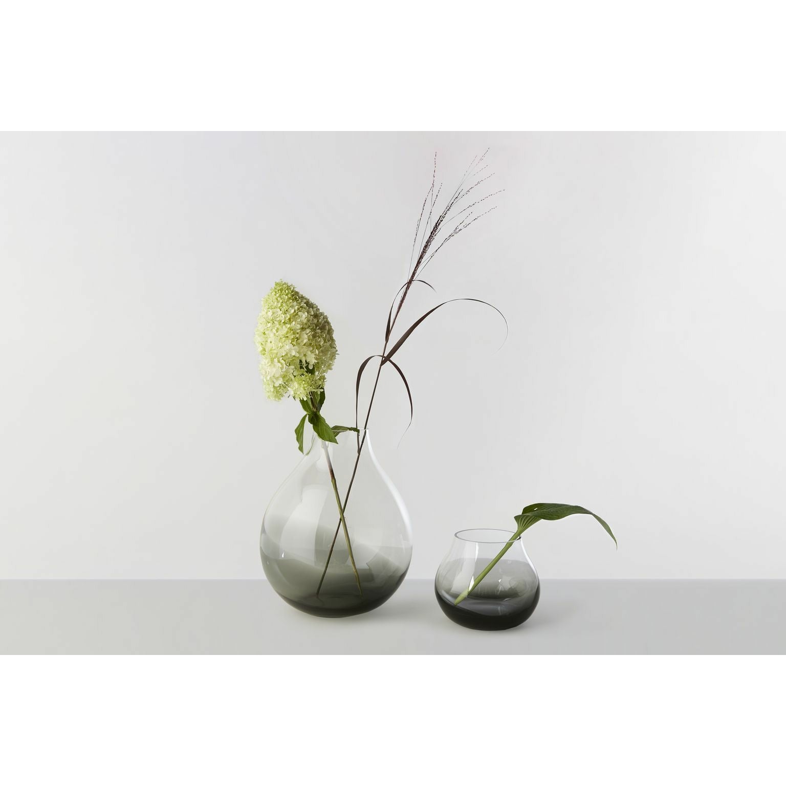 Ro Collection No. 23 Flower Vase, Smoked Grey