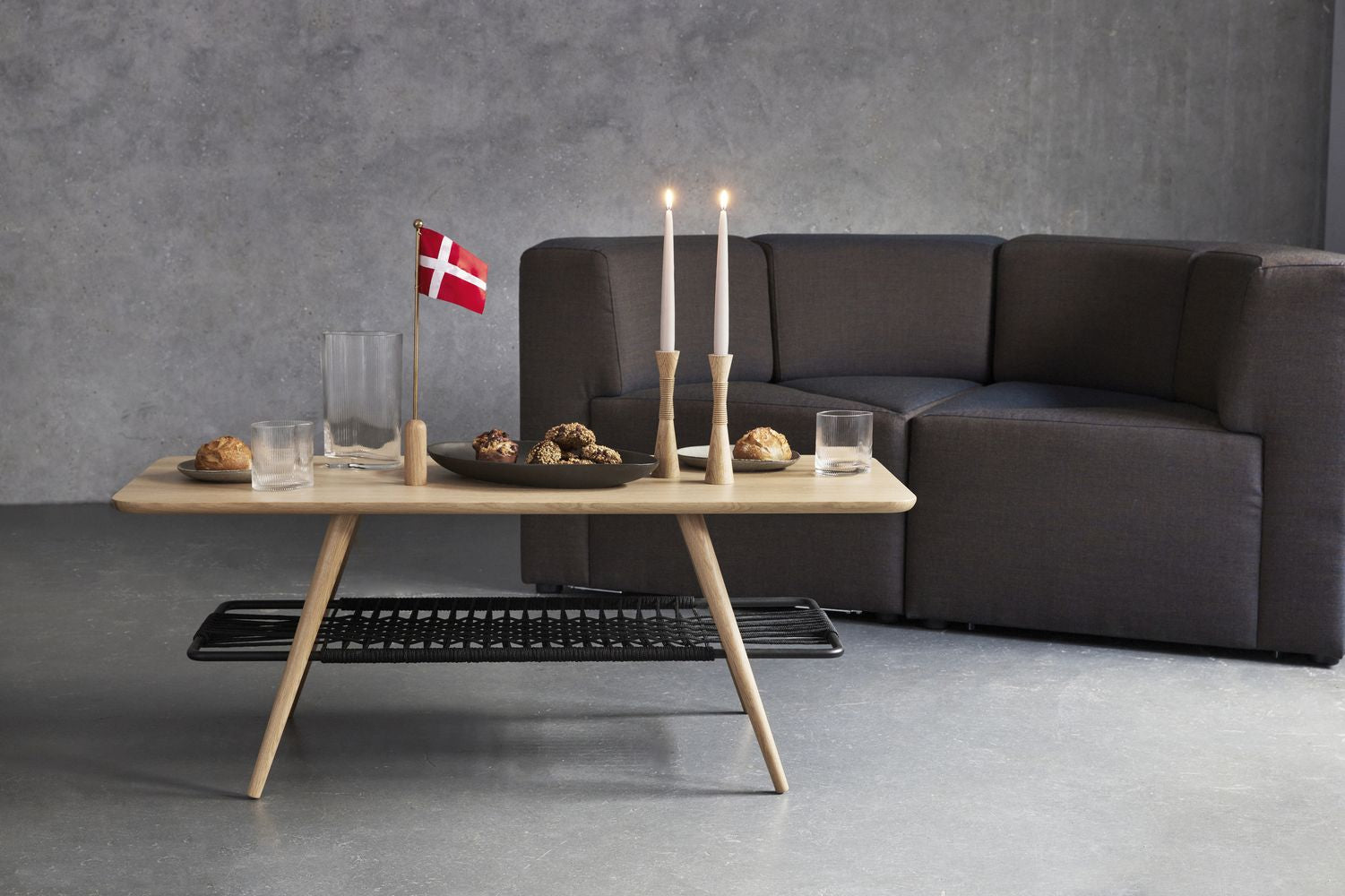 [product_category]-Andersen Furniture Celebrate Danish Flag H40 Cm-Andersen Furniture-5713524029413-4-352001-AND-11