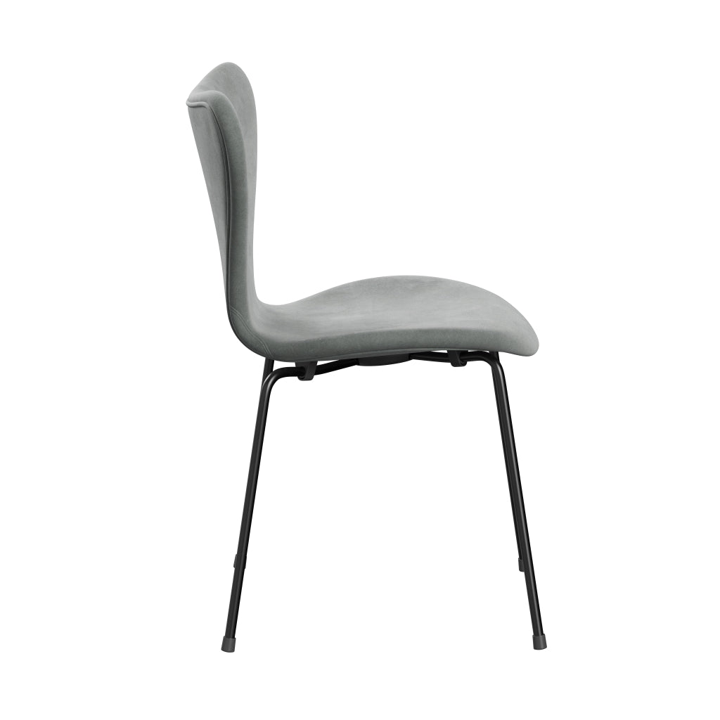 Fritz Hansen 3107 stoel Volledige bekleding, zwart/belfast fluwelen afdichting grijs