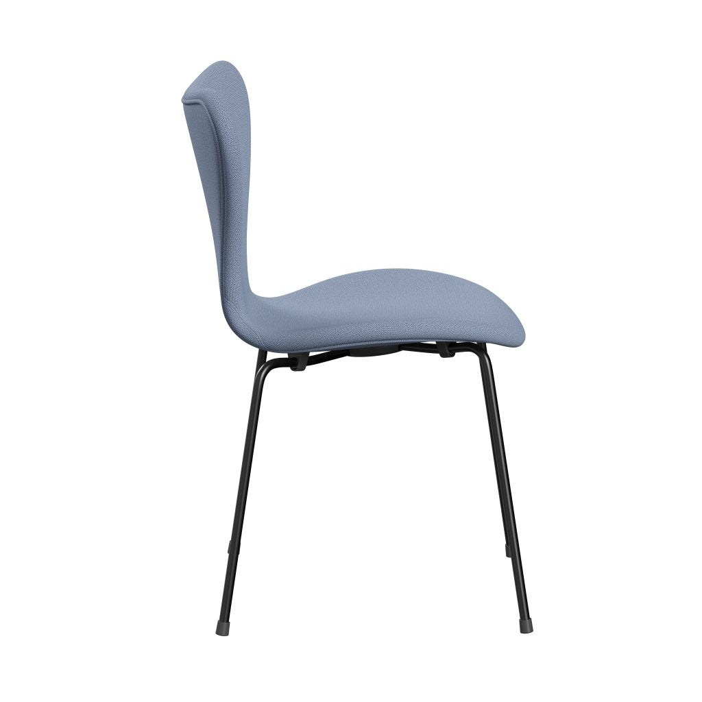 Fritz Hansen 3107 Stuhl Vollpolster, Schwarz/Capture Hellblau (Cp4902)