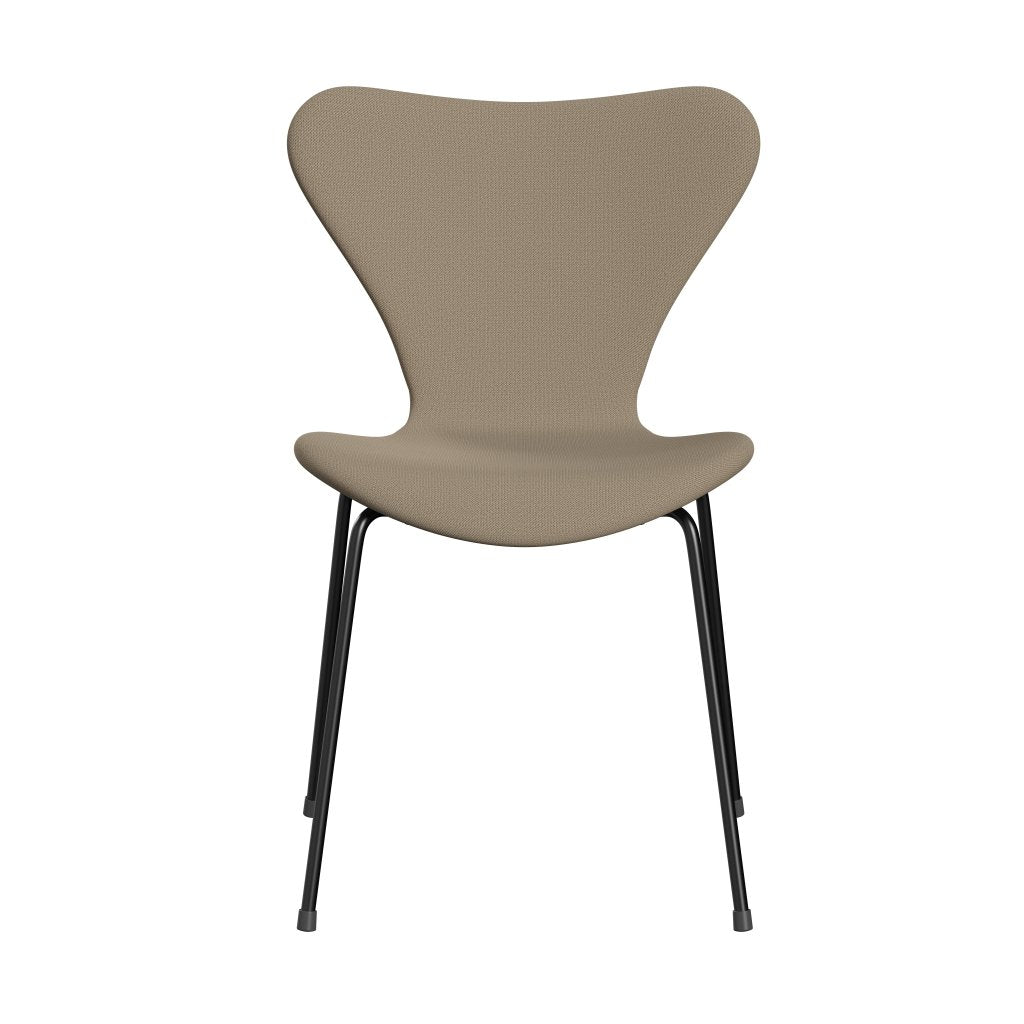 Fritz Hansen 3107 Stuhl Vollpolsterung, Schwarz/Capture Sand