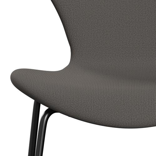 Fritz Hansen 3107 Stuhl Vollpolsterung, Schwarz/Capture Warm Dark Grey