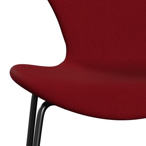 Fritz Hansen 3107 Stuhl Vollpolsterung, Schwarz/Komfort Bordeaux