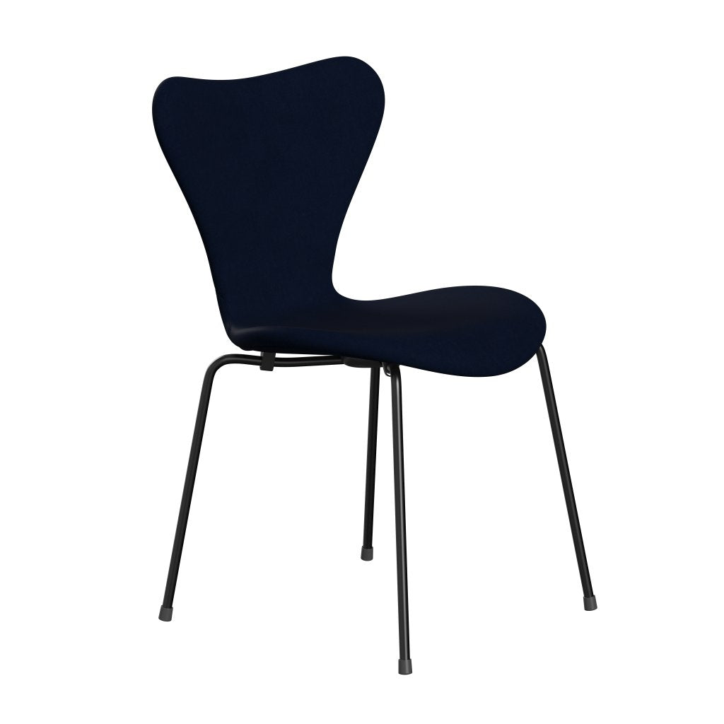 Fritz Hansen 3107 Stuhl Vollpolsterung, Schwarz/Komfort Dunkelgrau/Blau