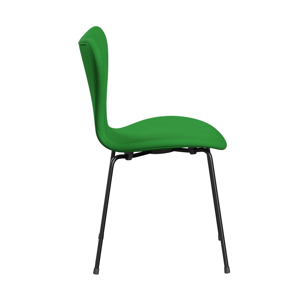 Fritz Hansen 3107 Stoel Volledige bekleding, zwart/comfortgroen (C68003)