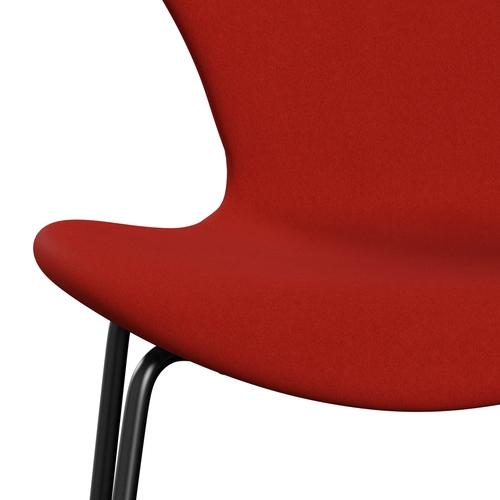 Fritz Hansen 3107 Stuhl Vollpolsterung, Schwarz/Komfort Rot (C00026)