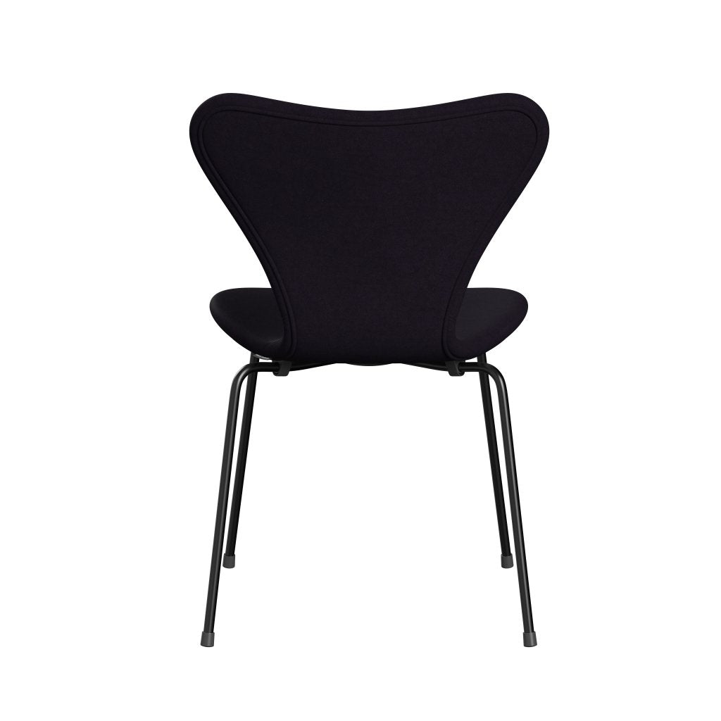 Fritz Hansen 3107 Stuhl Vollpolsterung, Schwarz/Komfort Violett Rot