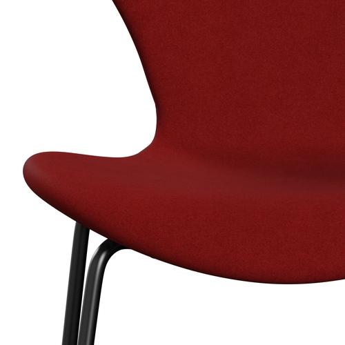 Fritz Hansen 3107 Stuhl Vollpolsterung, Schwarz/Divina Bordeaux