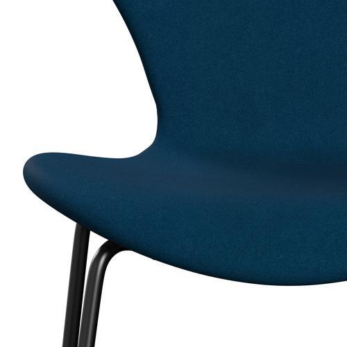 Fritz Hansen 3107 Stuhl Vollpolsterung, Schwarz/Divina Korallengrün