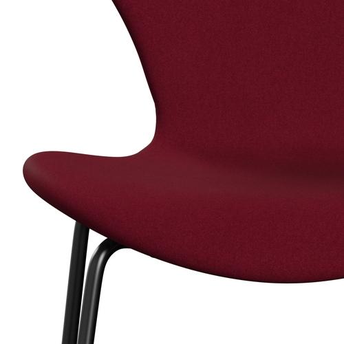 Fritz Hansen 3107 Stuhl Vollpolsterung, Schwarz/Divina Light Aubergine