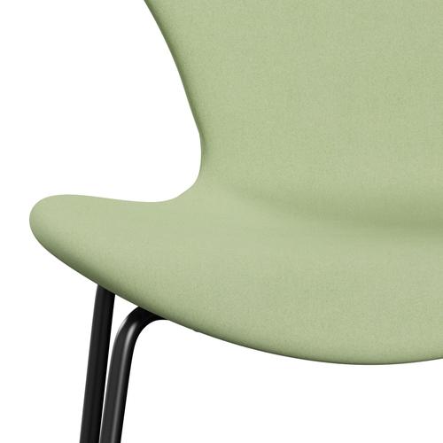 Fritz Hansen 3107 Stuhl Vollpolsterung, Schwarz/Divina Hellgelb