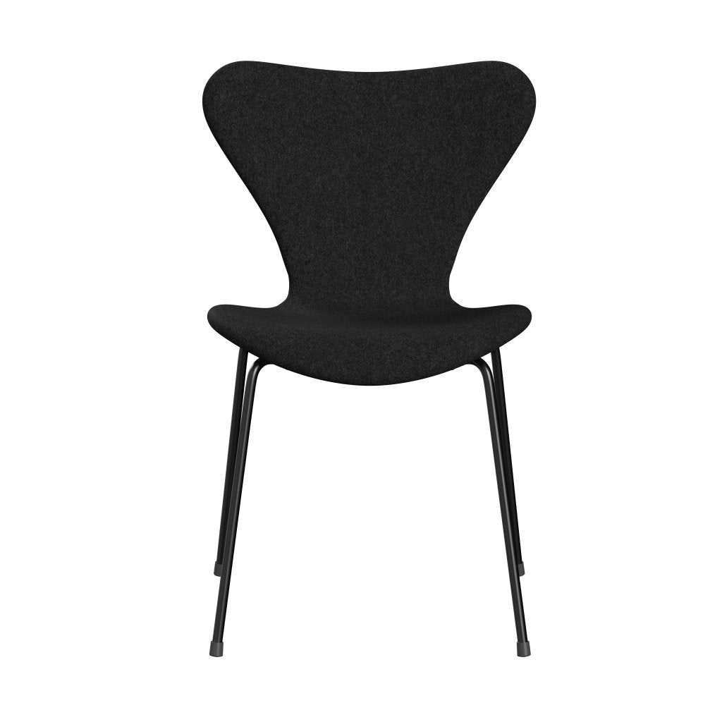 Fritz Hansen 3107 Stuhl Vollpolsterung, Schwarz/Divina Md Dunkelgrau