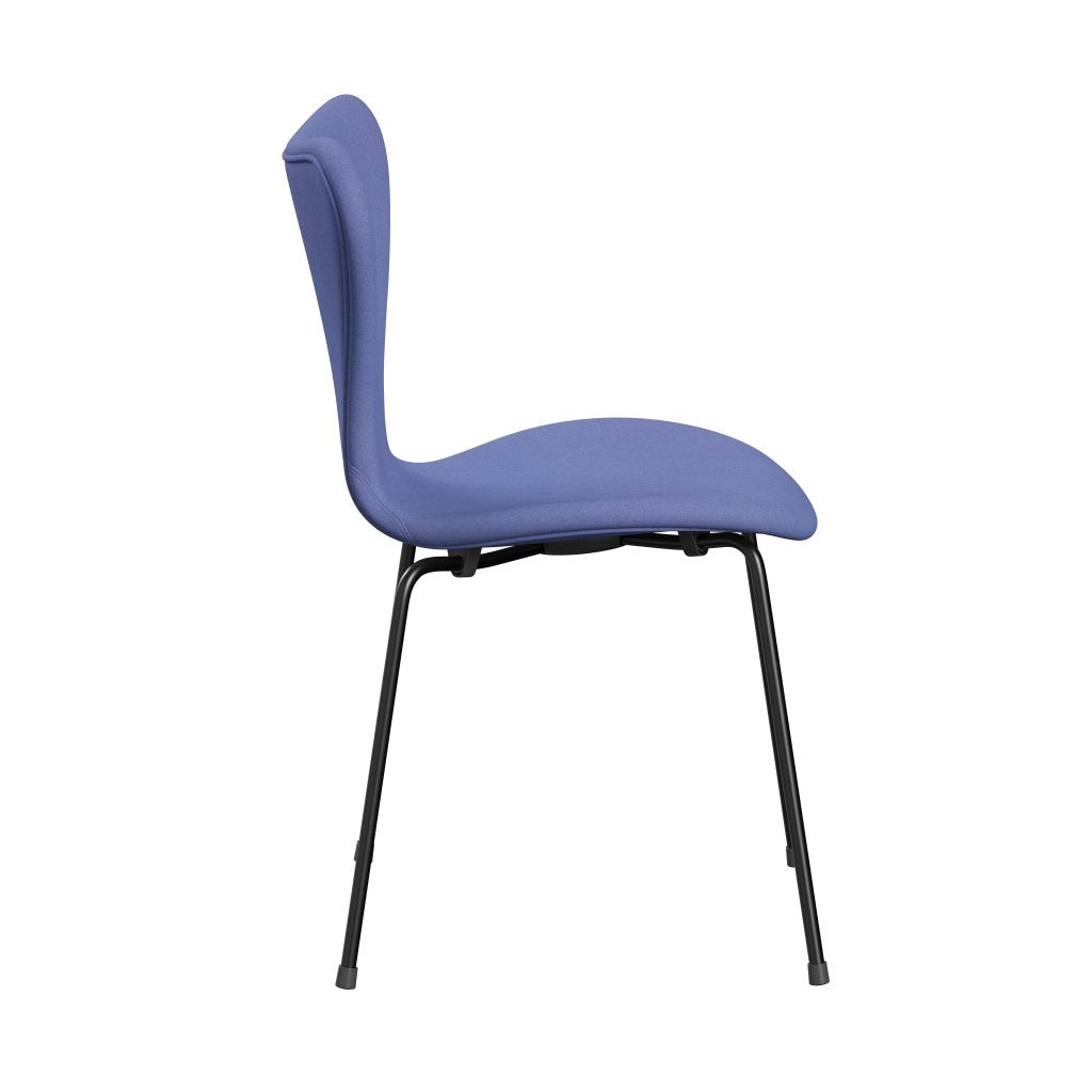 Fritz Hansen 3107 Stuhl Vollpolsterung, Schwarz/Divina Pastellblau