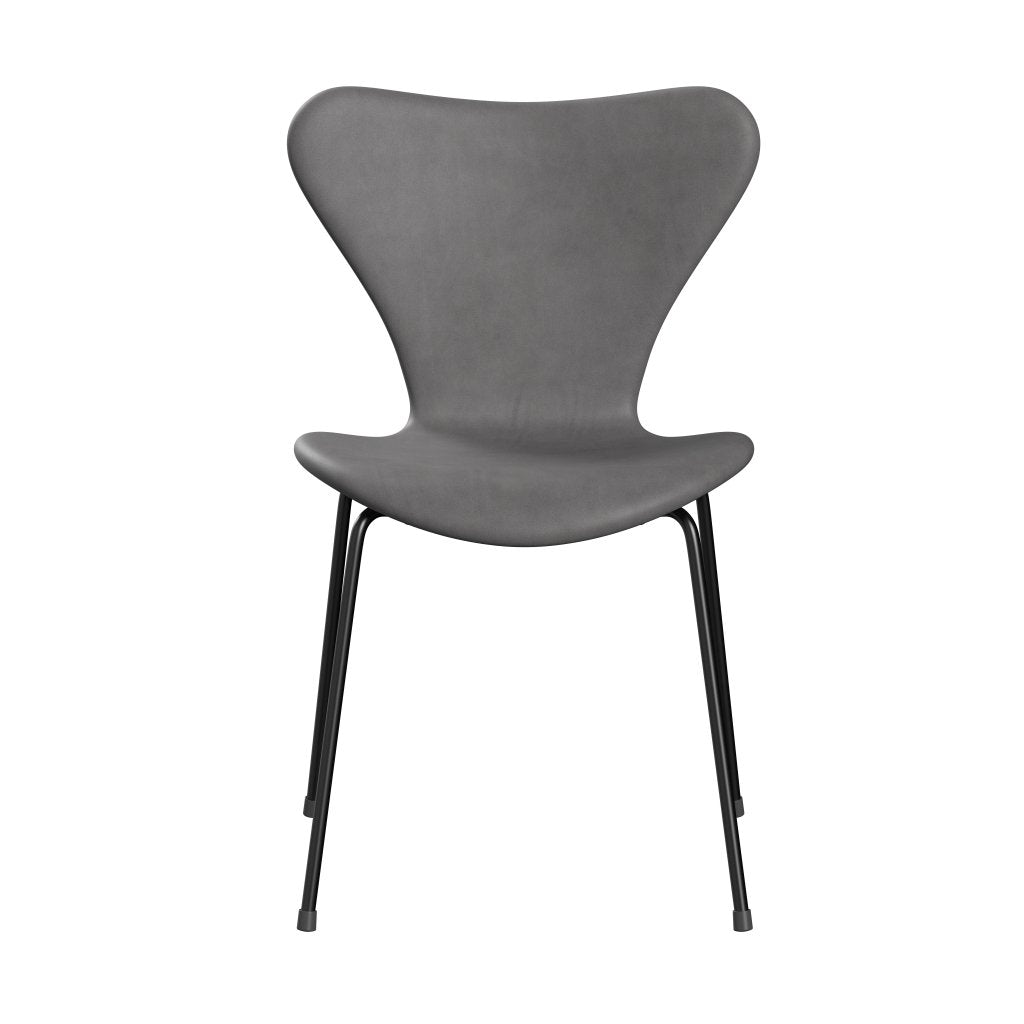 Fritz Hansen 3107 Stuhl Vollpolsterung, Schwarz/Beton