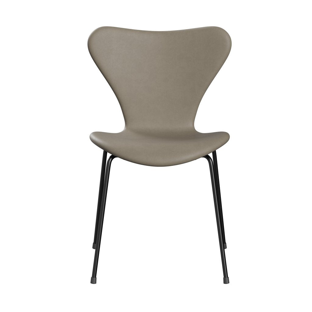 Fritz Hansen 3107 Stuhl Vollpolsterung, Schwarz/Essential Hellgrau