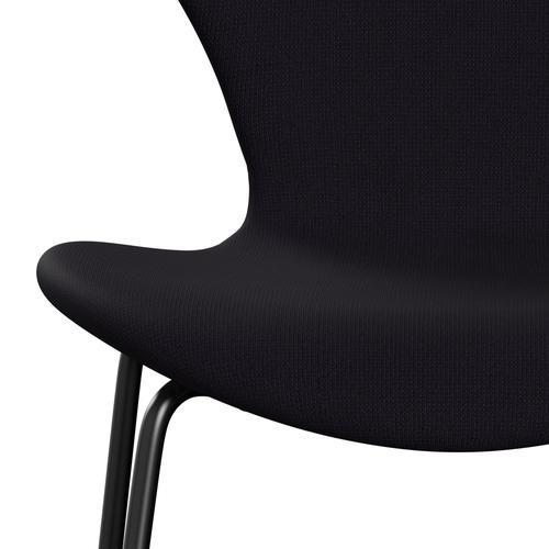 Fritz Hansen 3107 Stuhl Vollpolsterung, Schwarz/Fame Bordeaux (F64055)