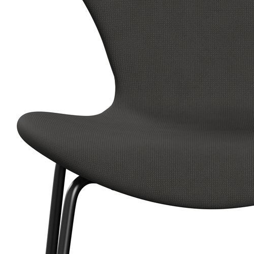 Fritz Hansen 3107 Stuhl Vollpolsterung, Schwarz/Fame Braun (F61060)