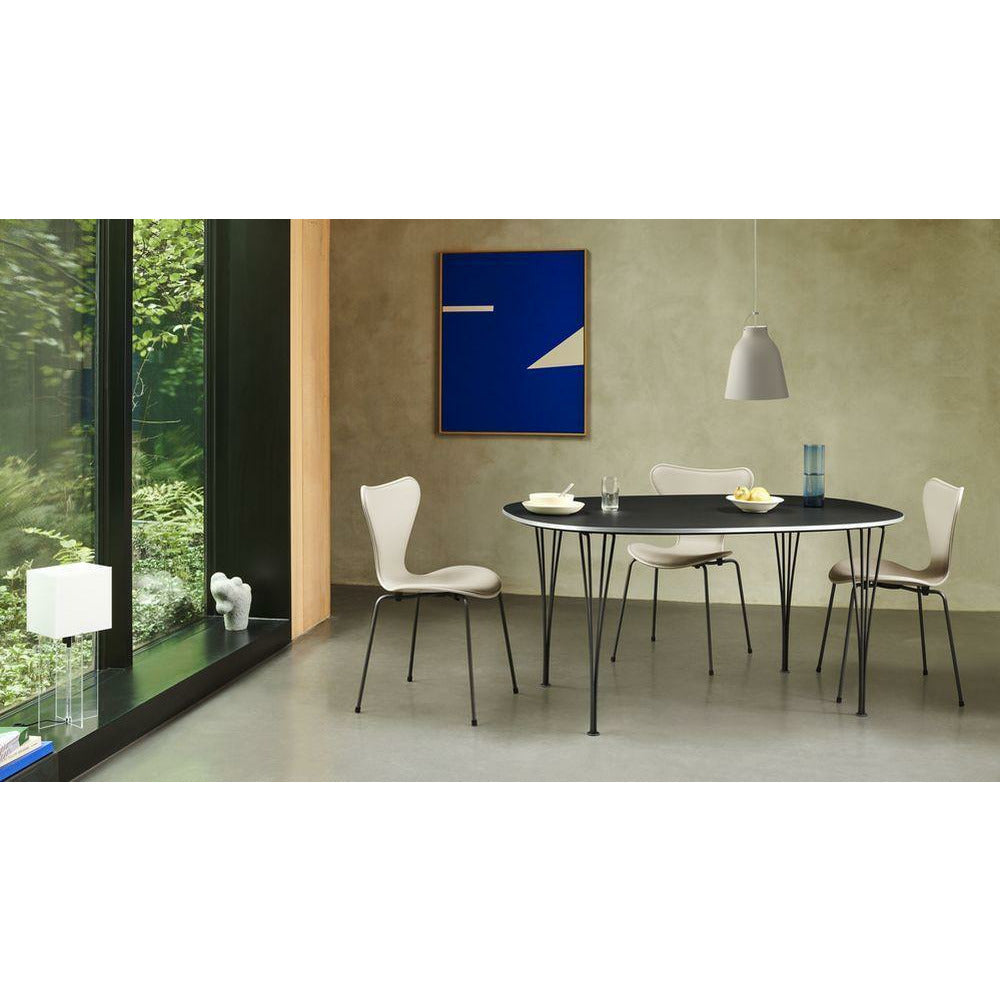 Fritz Hansen Super Ellipse Esstisch 100x150 Cm, Weiß/Warm Graphit