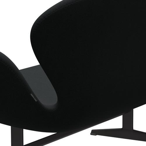 Fritz Hansen Swan Sofa 2-Sitzer, Warm Graphit/Sunniva Schwarz (193)