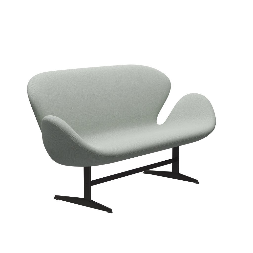 Fritz Hansen Swan Sofa 2-Sitzer, Warmes Graphit/Sunniva Mintgrün