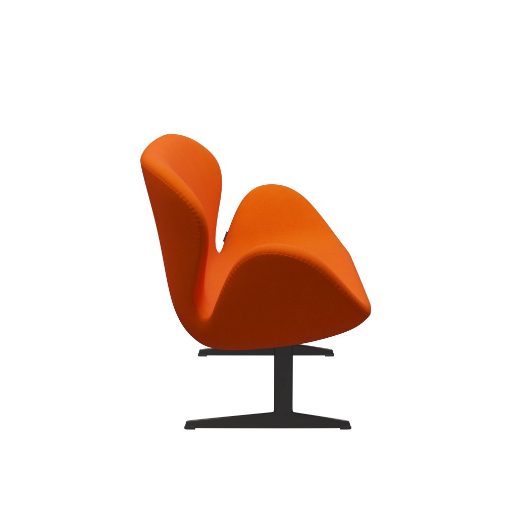 Fritz Hansen Swan -Sofa 2 -Sitzer, warmes Graphit/Tonus leichte Orange