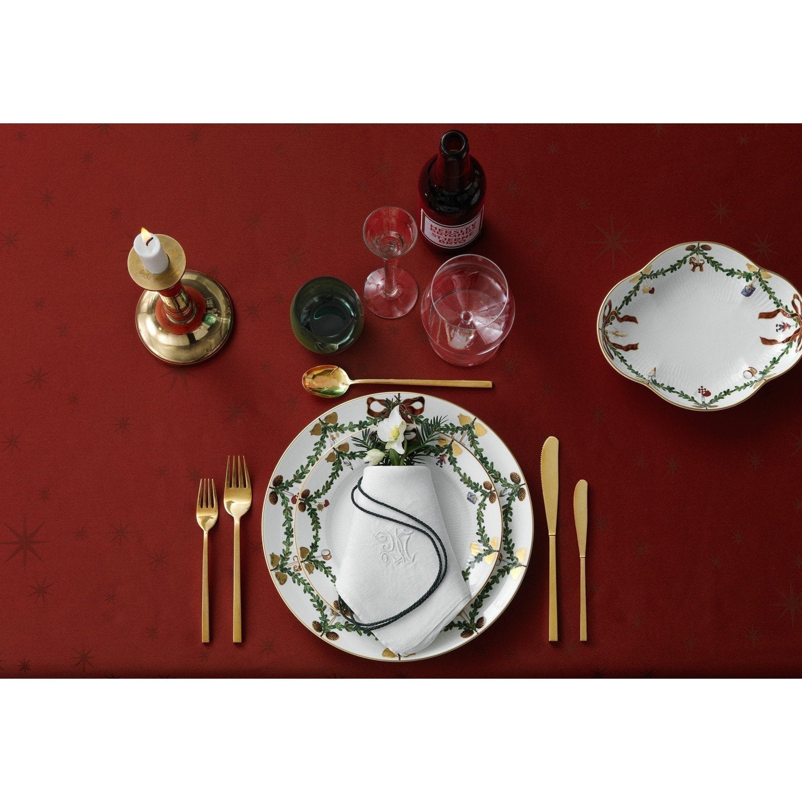 [product_category]-Royal Copenhagen Star Fluted Christmas Platter-Royal Copenhagen-5705140137986-1017441-ROY-4