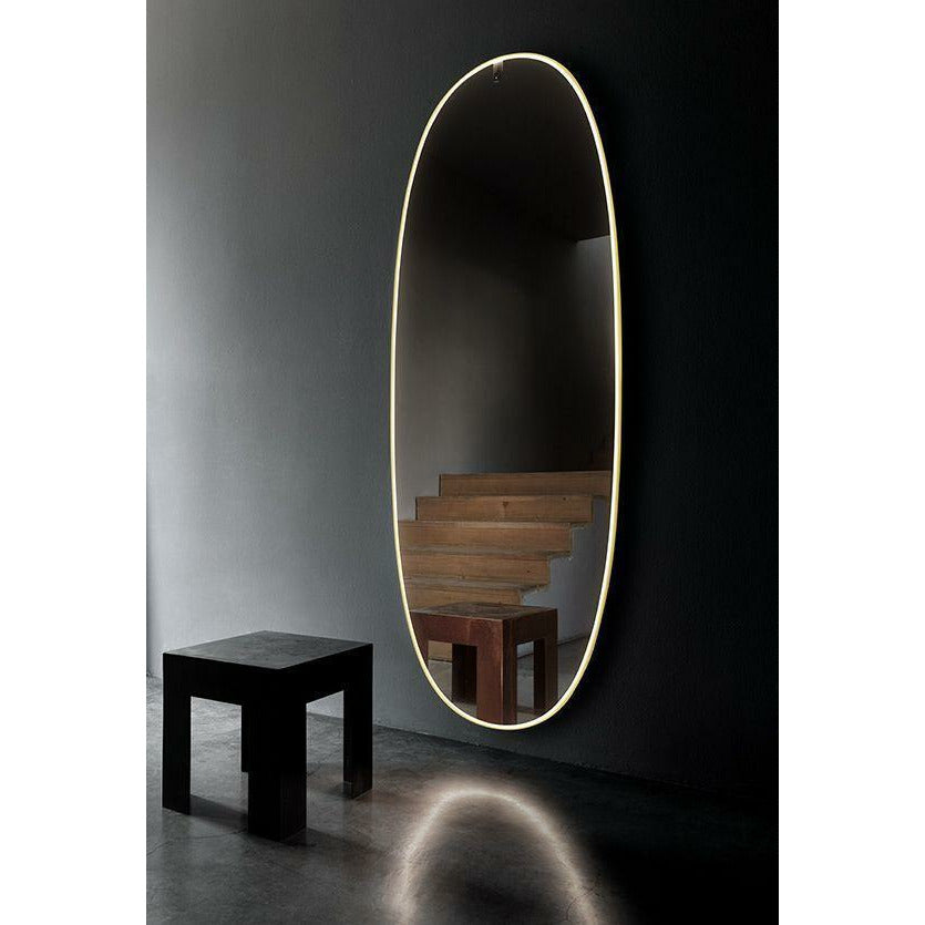 FLOS La Plus Belle Mirror met geïntegreerde verlichting, geborsteld goud