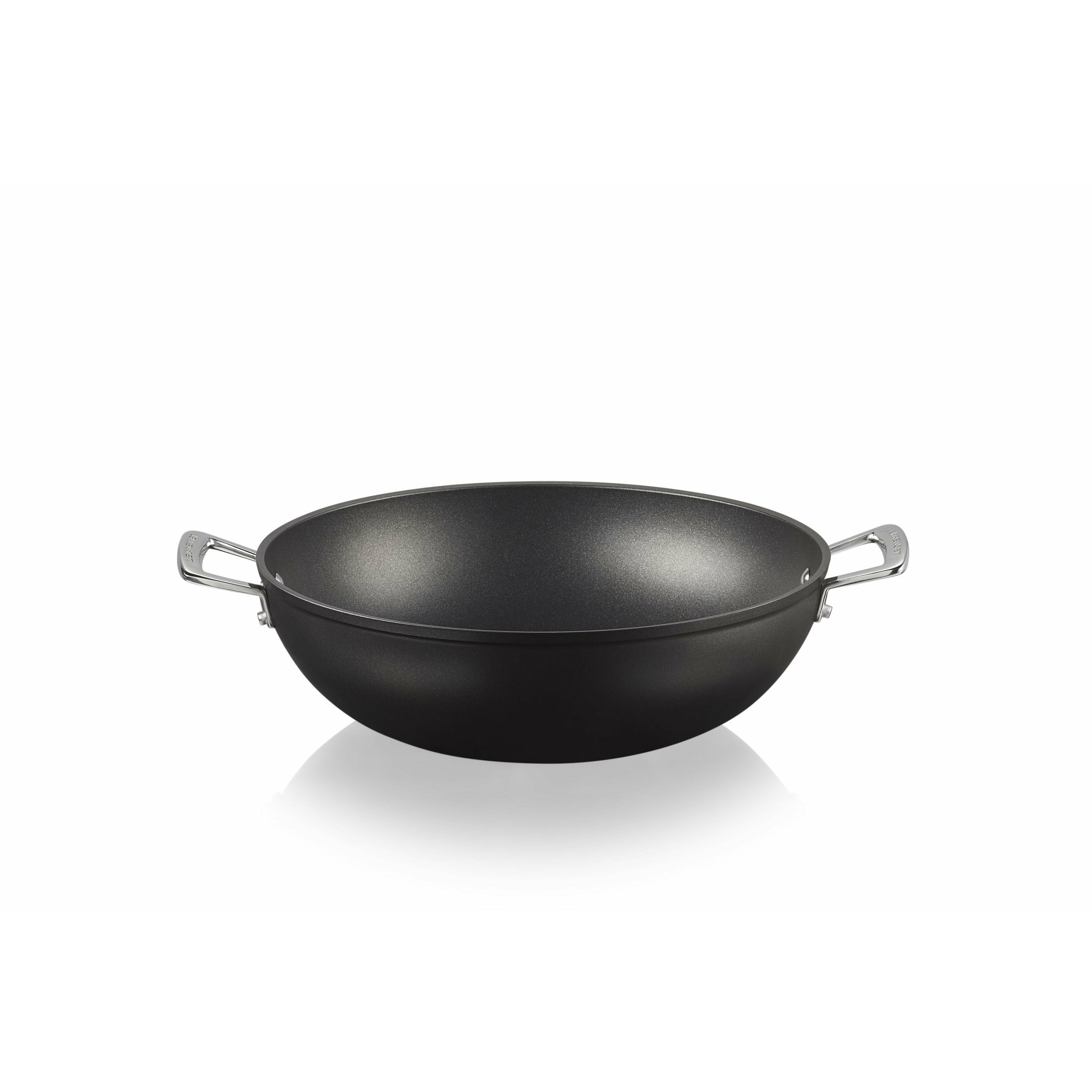 Le Creuset Aluminium non -stick wok, 32 cm