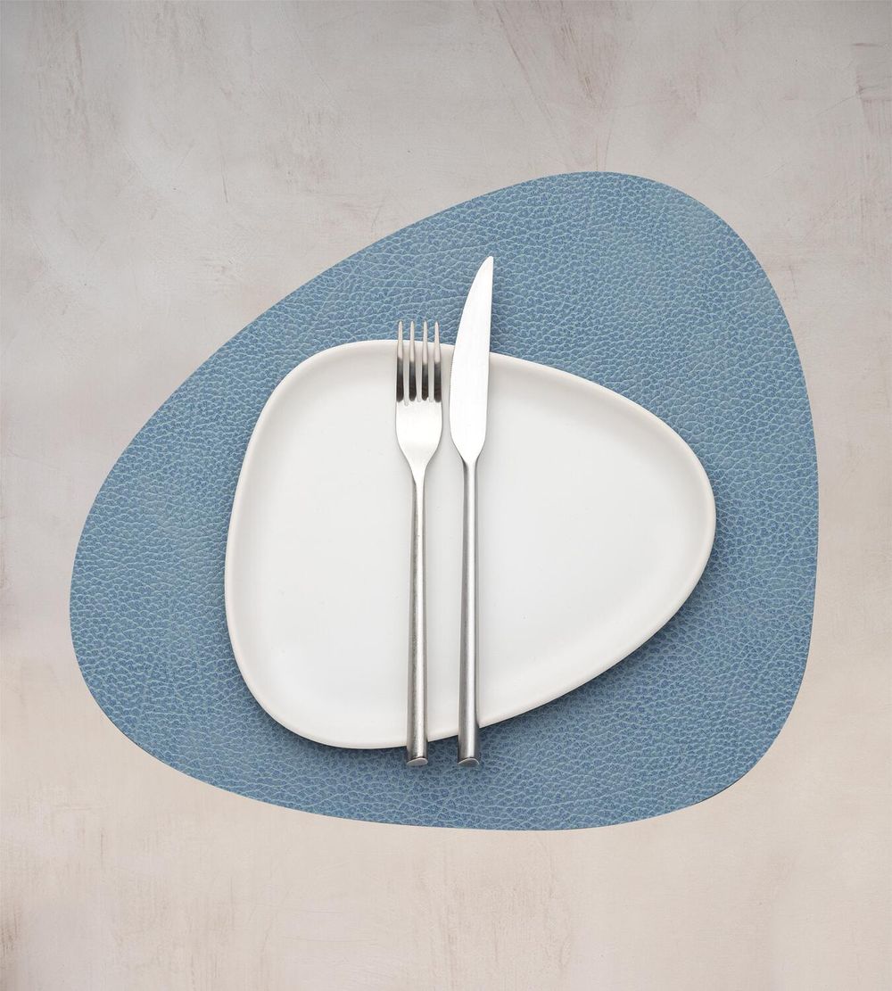 Lind Dna Curve Placemat Hippo Leather M, lichtblauw