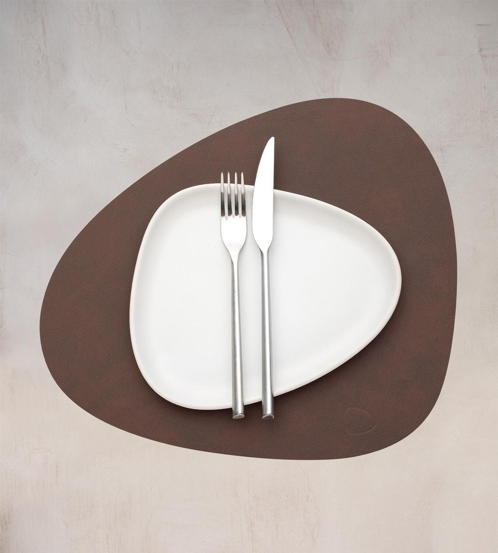 Lind Dna Curve Placemat Nupo Leather M, donkerbruin