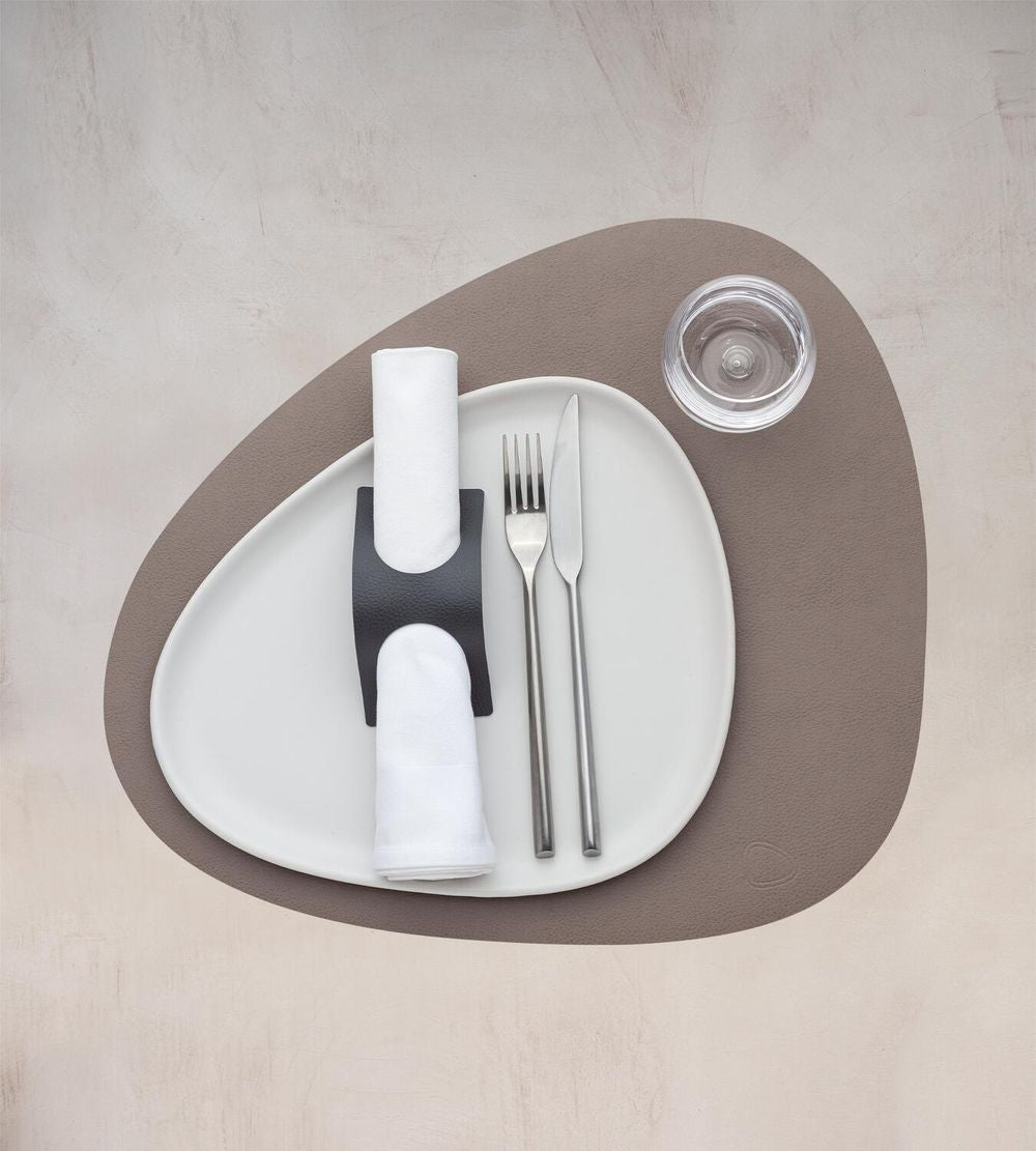 Lind Dna Curve Placemat Serene Leather L, Gray