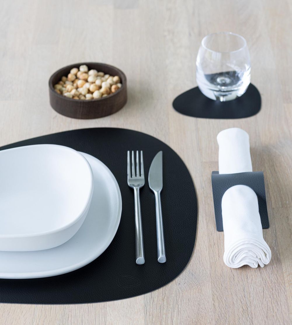 Lind Dna Curve Placemat Serene Leather L, zwart