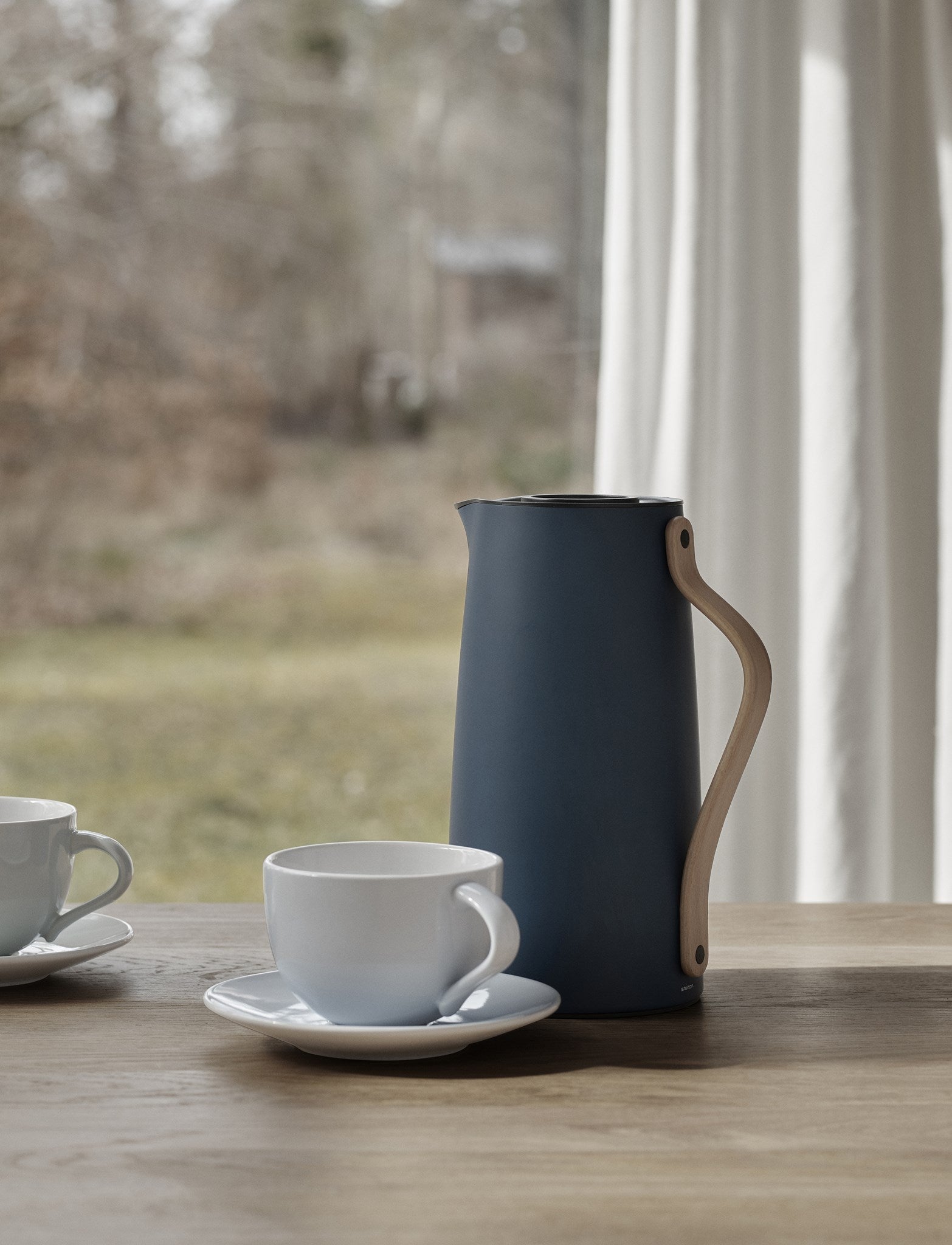 Stelton Emma Isolierkanne Kaffee 1,2 L, Dunkeblau