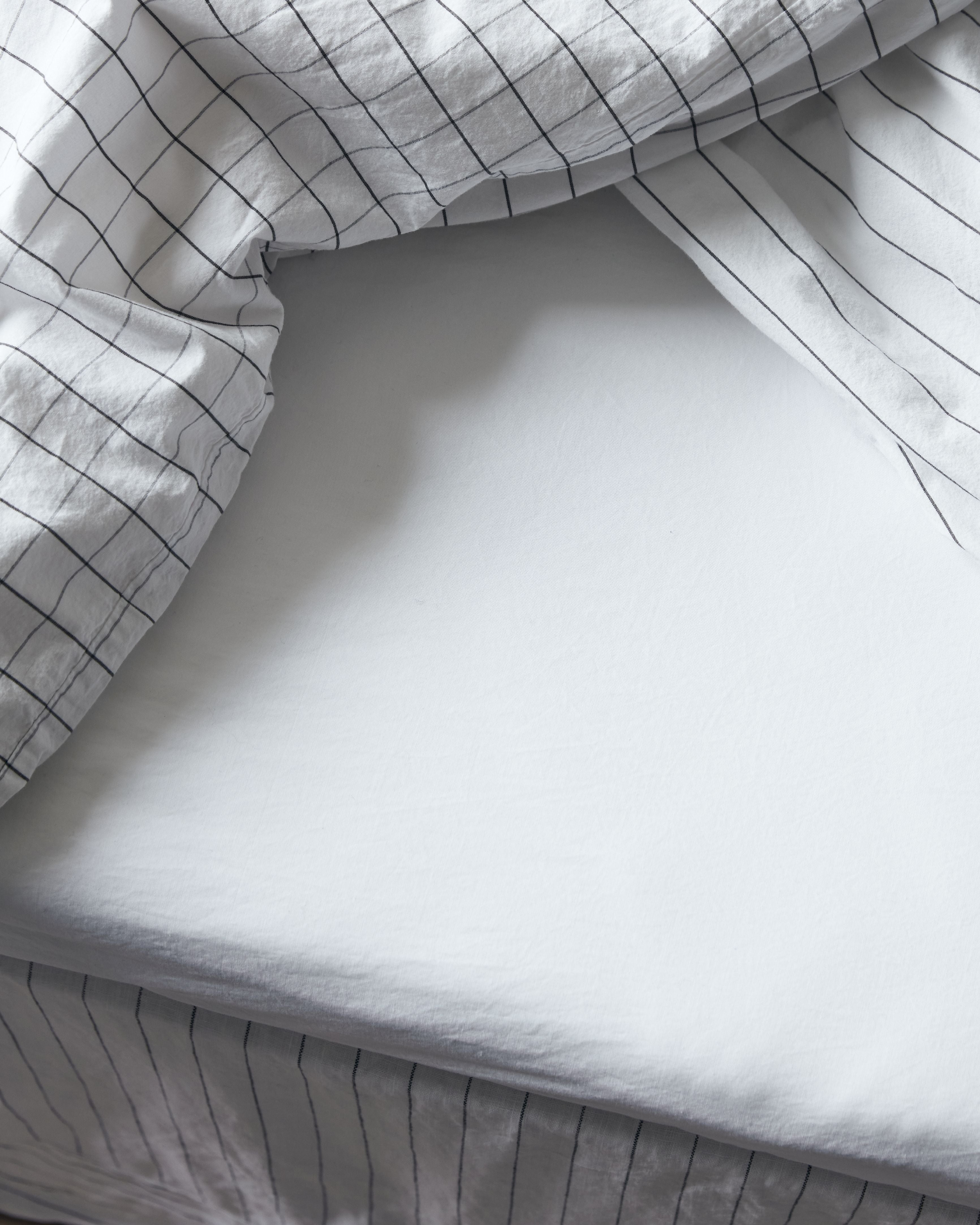 By Nord Ingrid Bed Sheet 270x270 Cm, Snow